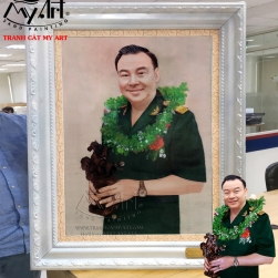 Tranh Cát Chân Dung: ĐẠI TÁ PHÙNG DANH THẮM - Chủ tịch kiêm TGĐ Tổng Cty Thái Sơn thuộc Bộ Quốc Phòng